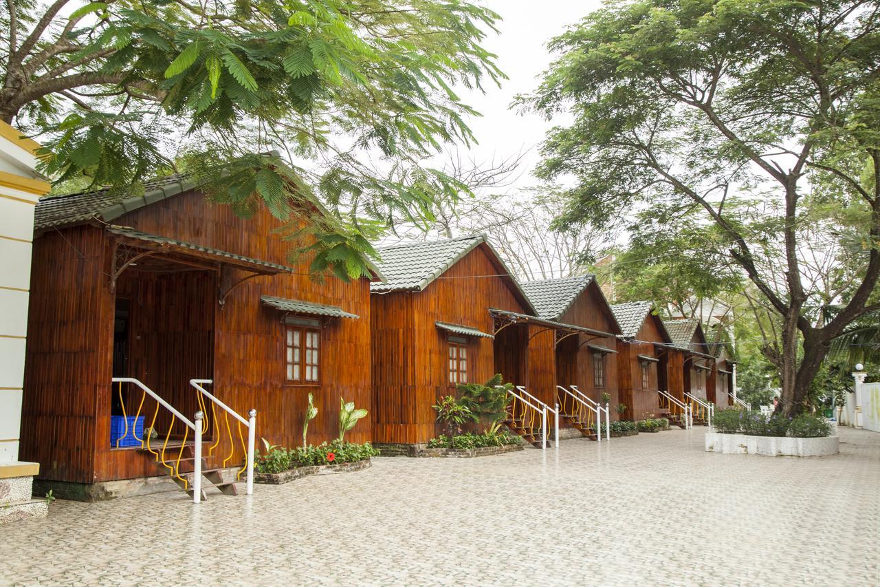 Satraco Royal Hotel Soc Trang Екстер'єр фото
